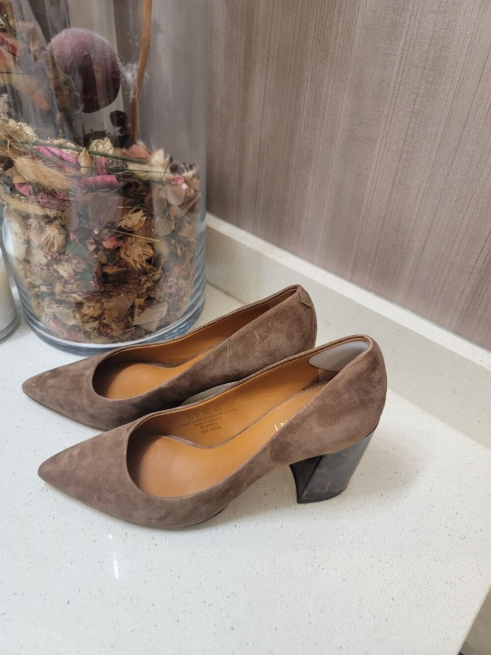 J. McLaughlin Brown Suede Leather Beatrice Heels With Tortoise Block Heel 8 M - Picture 2 of 10